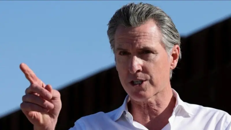 Thống đốc California chỉ trích chính sách khí hậu của ông Trump